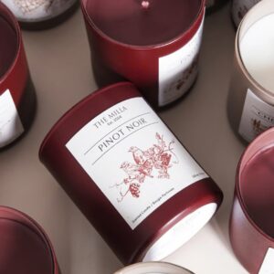 Nến thơm hương Pinot Noir - VIAEASYMALL